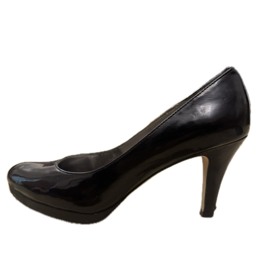 Anne Klein Patent Pumps